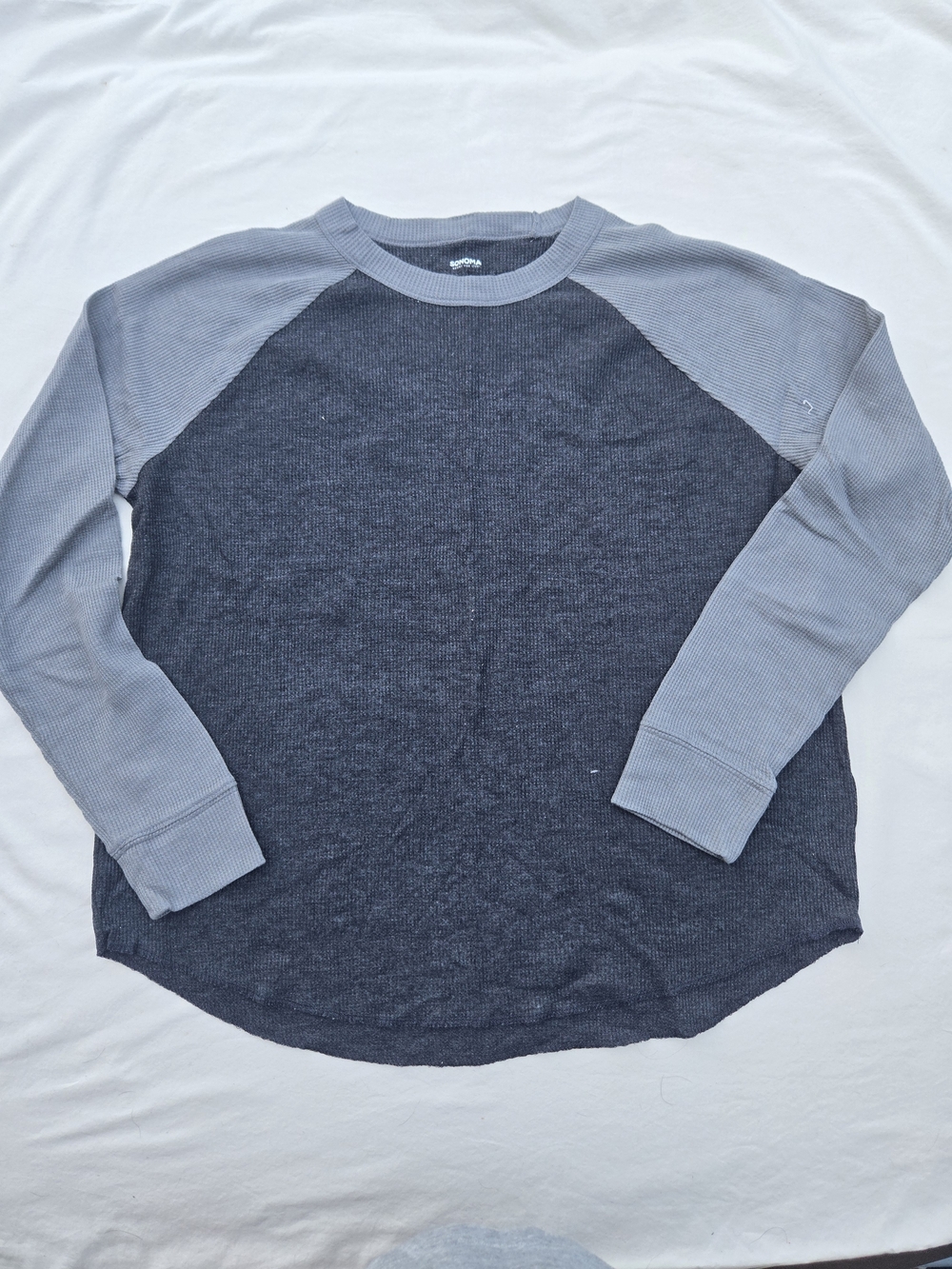 Sonoma Two-Tone Raglan Long-Sleeve Crewneck - Dark Gray and Light Gray